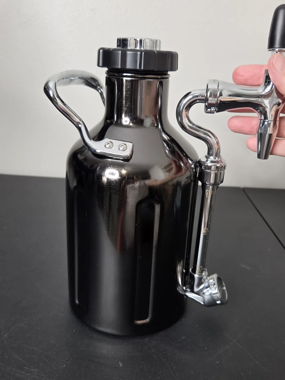 Growlerwerks Pressurized Ukeg Nitro Cold Brew Coffee Maker Stainless Steel